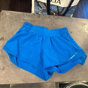 size 4          2.5 in     lululemon shorts